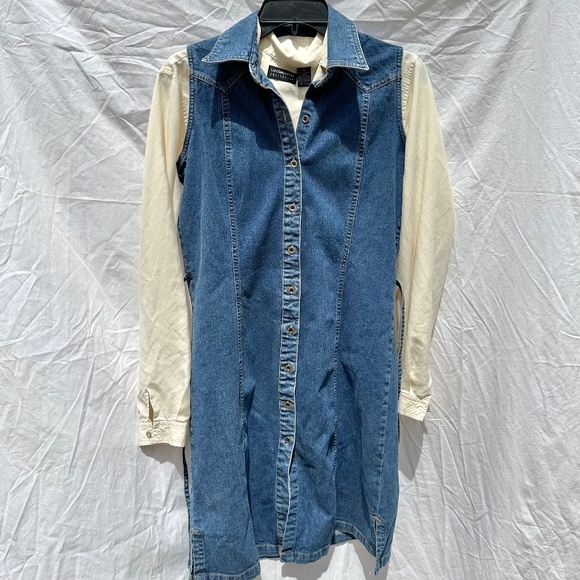 Cream 100% Silk Oyster Shell Button Down Blouse - Picture 5 of 5